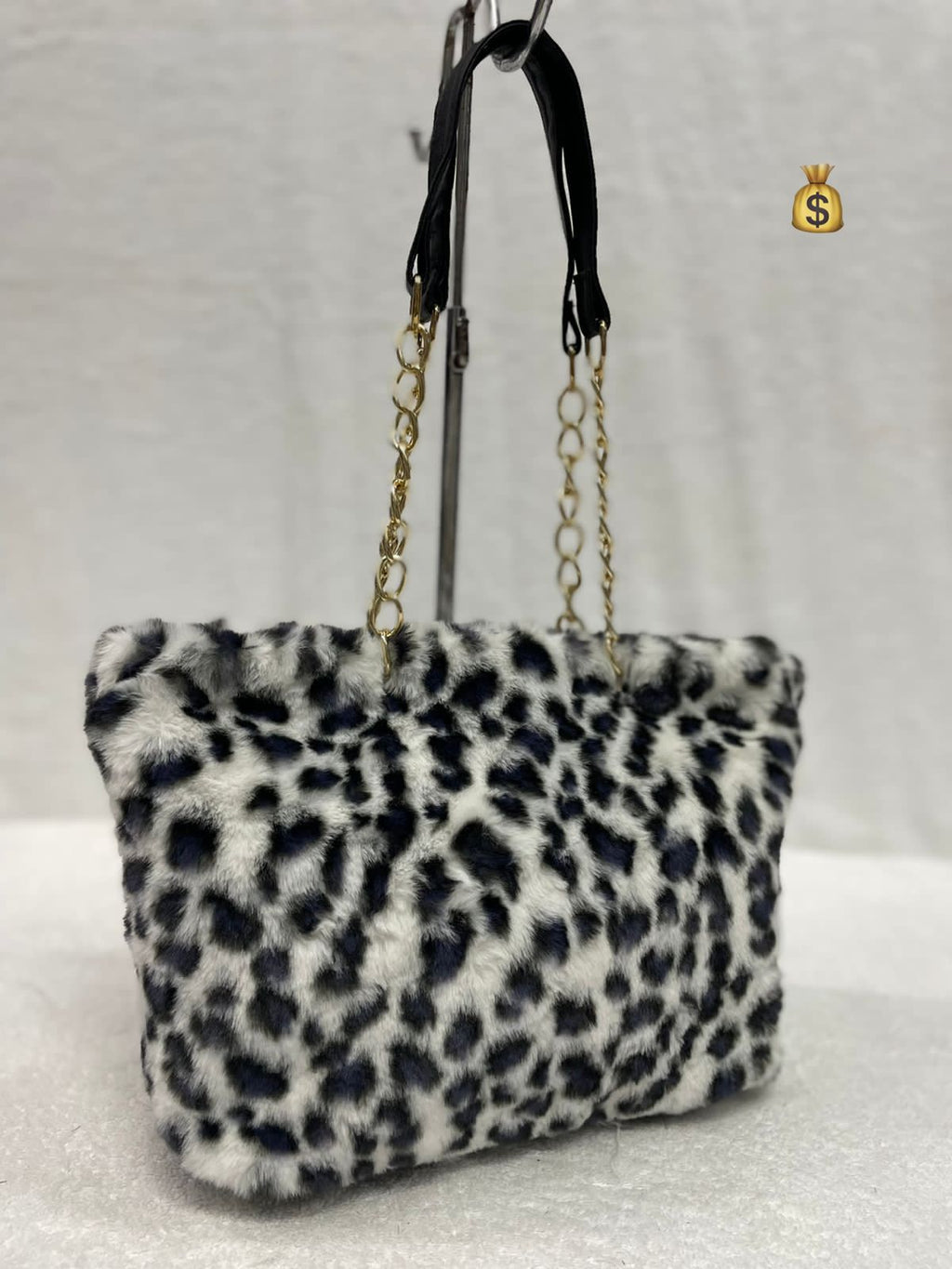 CLARA, ELEGANT FUR SHOULDER BAG FOR WOMEN -PANI001FB