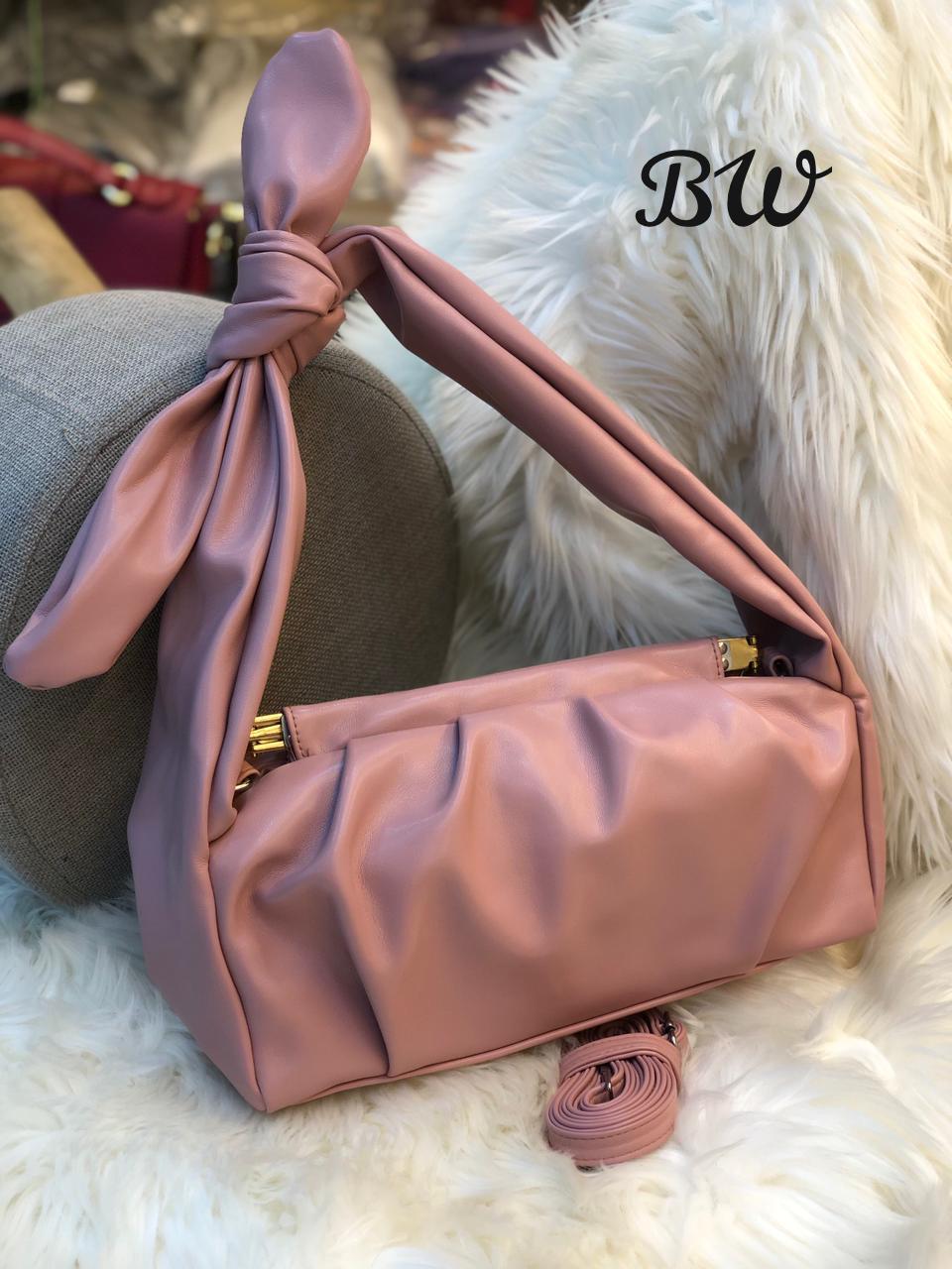 DIANA, HANDBAG AND SLING WID LONG BELT AND CLASSY LOOK AND AUTO LOCK -SHARA001D