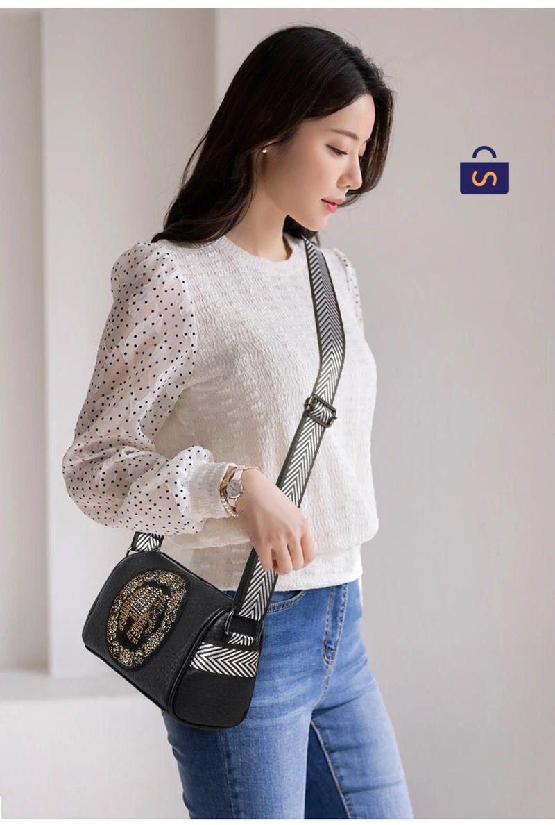 Black Sling Bag with Elephant Design -GUP001BL
